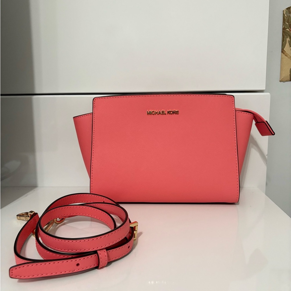 Brand New Michael Kors Pink Leather Crossbody